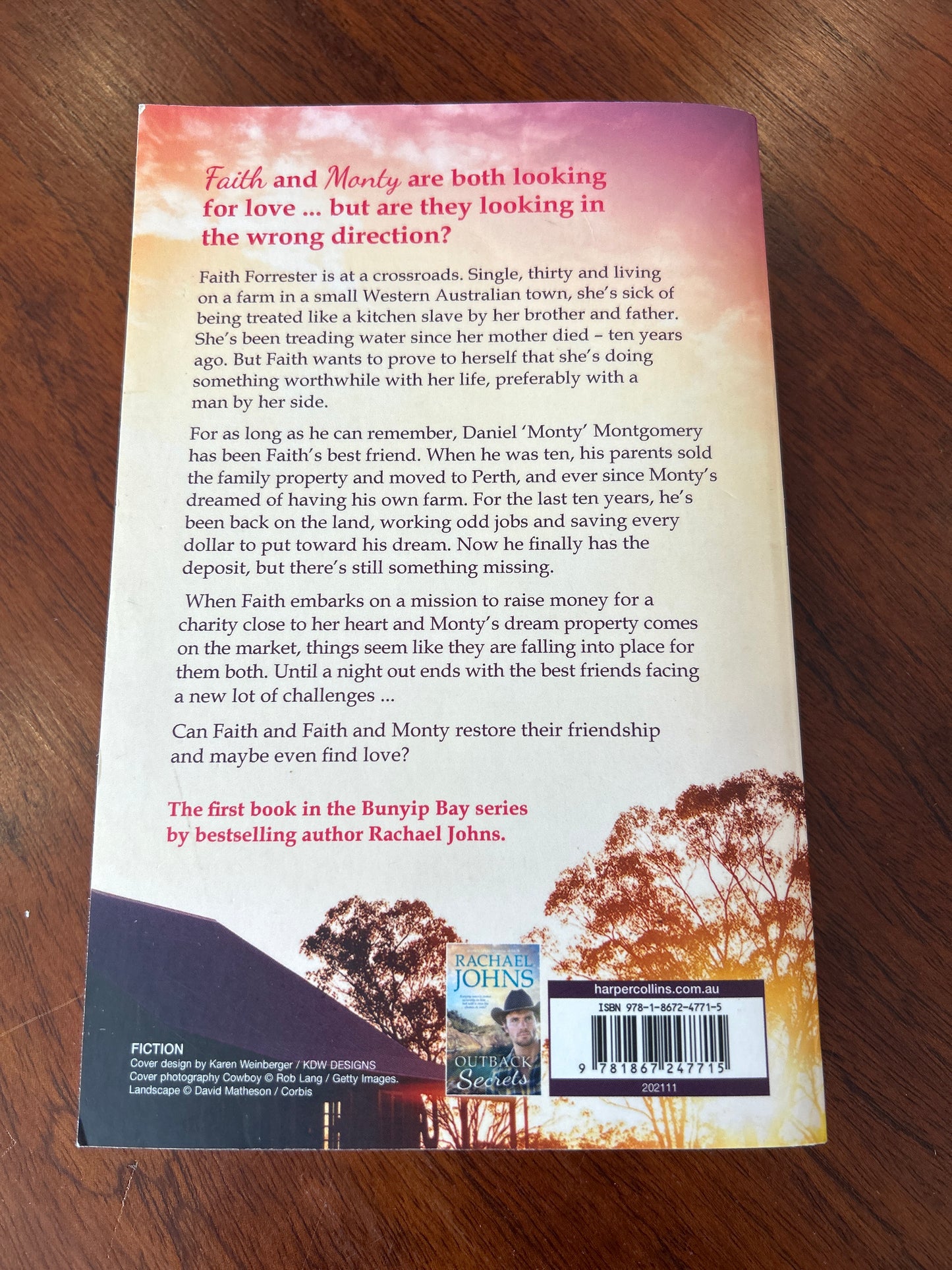 Outback dreams. Rachael Johns. 2021.