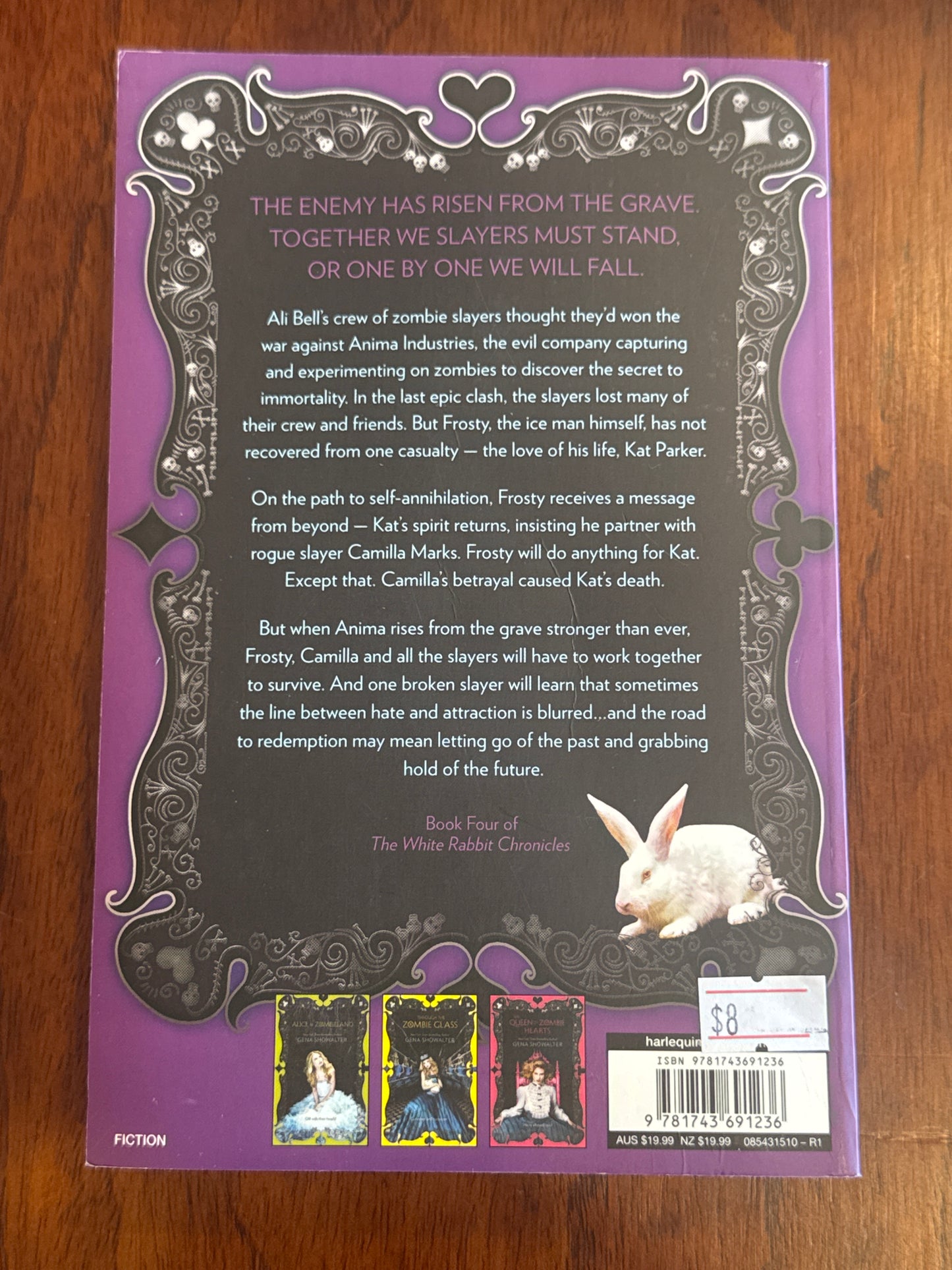 Mad zombie party. Gina Showalter.