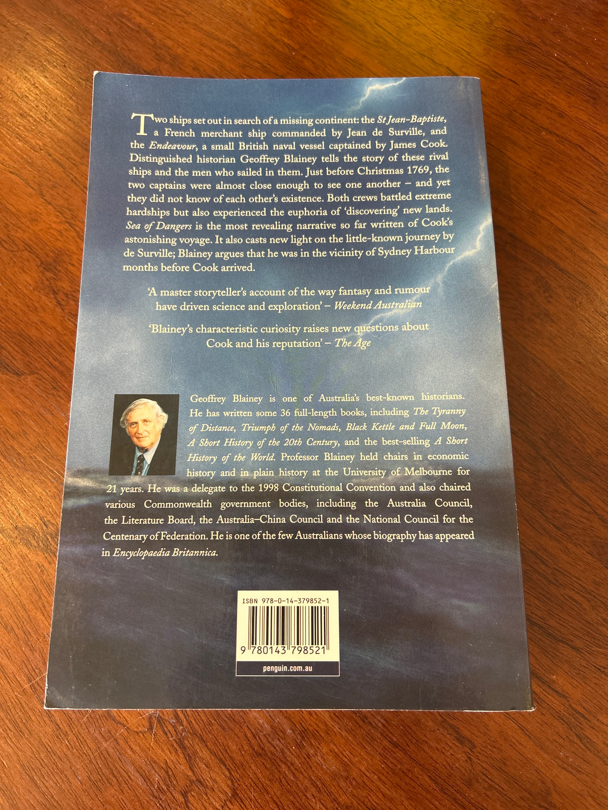 Sea of dangers: Captain Cook and his rivals. Geoffrey Blainey. 2010.