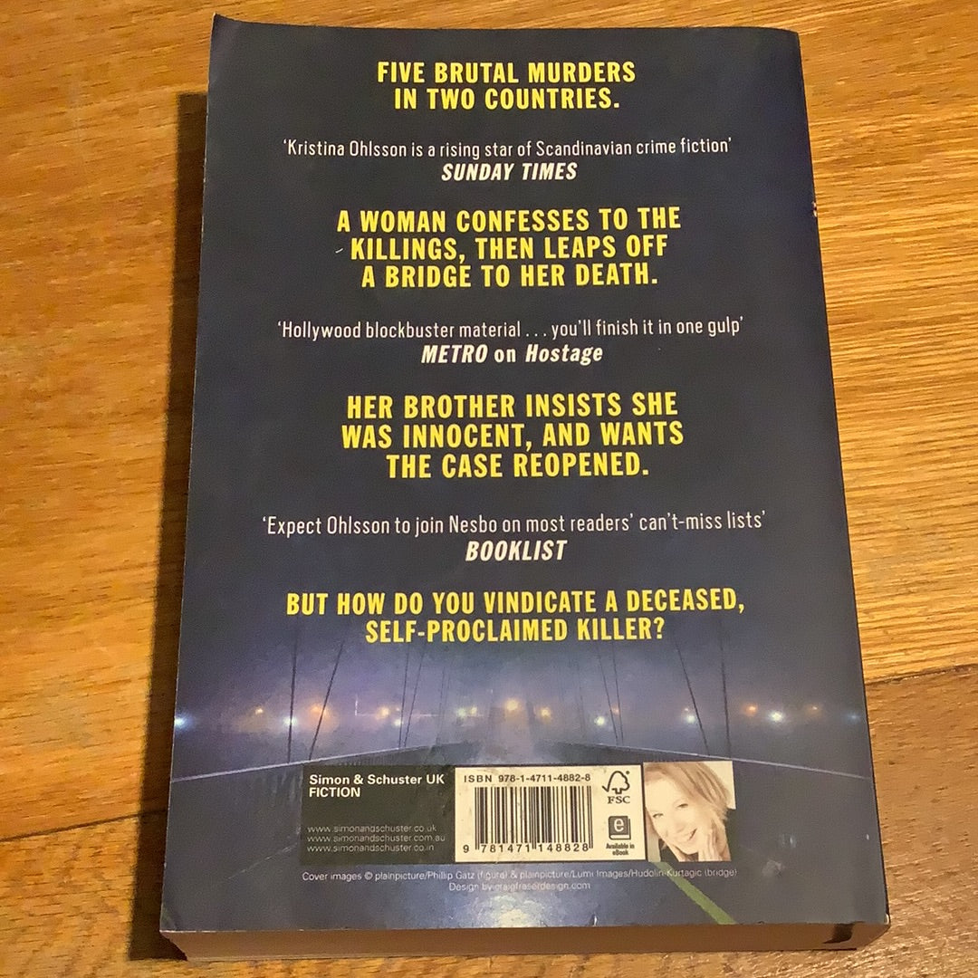 Buried lies. Kristina Ohlsson. 2017.