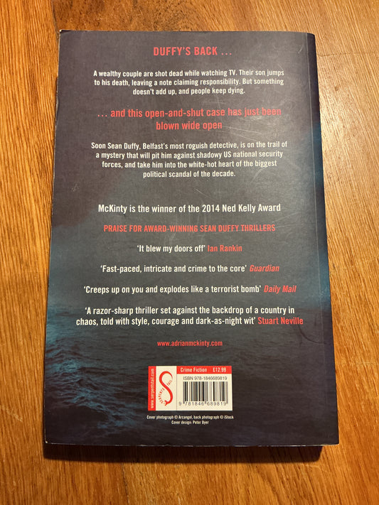 Gun street girl. Adrian McKinty. 2015.