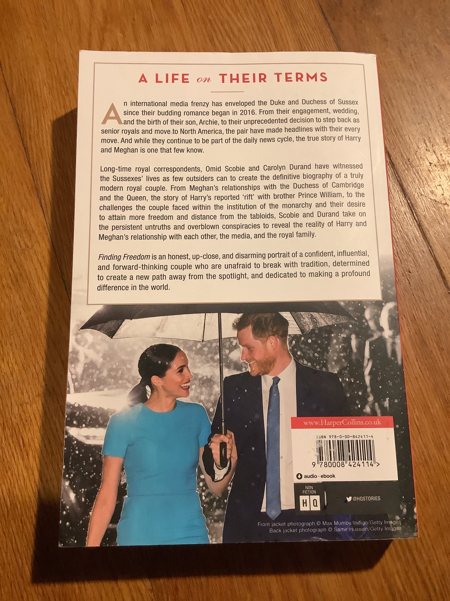 Finding freedom: Harry and Meghan and the making of a modern royal family. Omid Scobie. 2020.