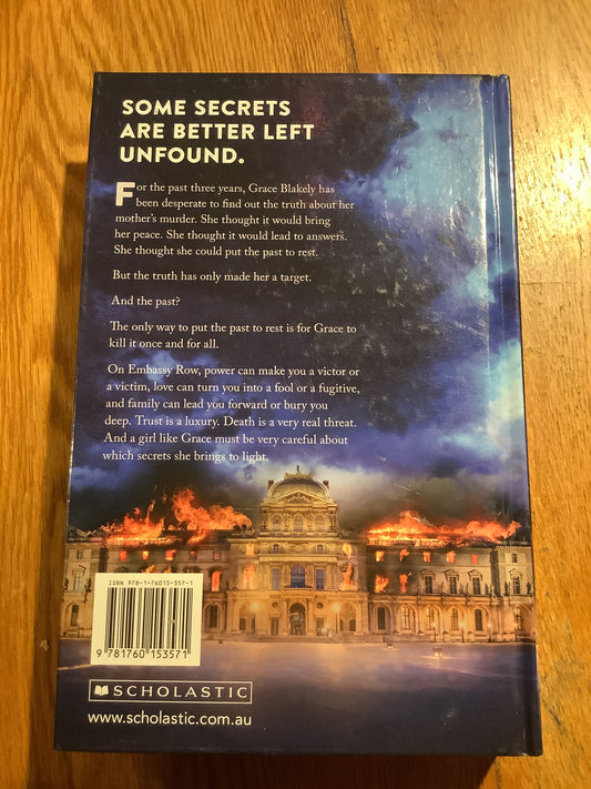 See how they run. Ally Carter. 2016.