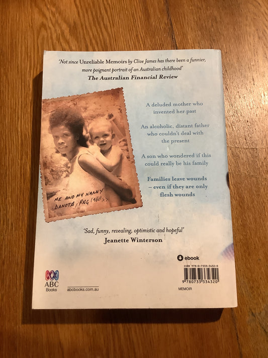 Flesh wounds. Richard Glover. 2015.