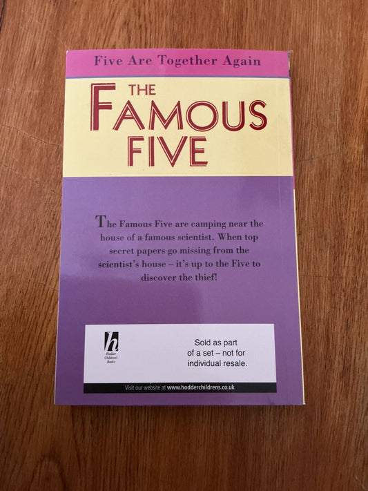 Five are together again. Enid Blyton. 1997.