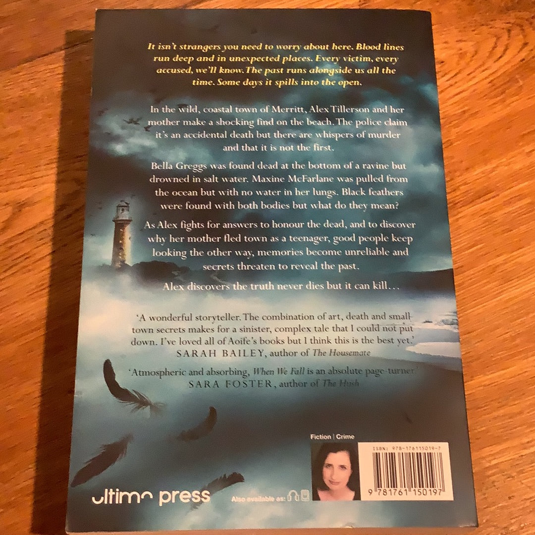 When we fall. Aoife Clifford. 2022.