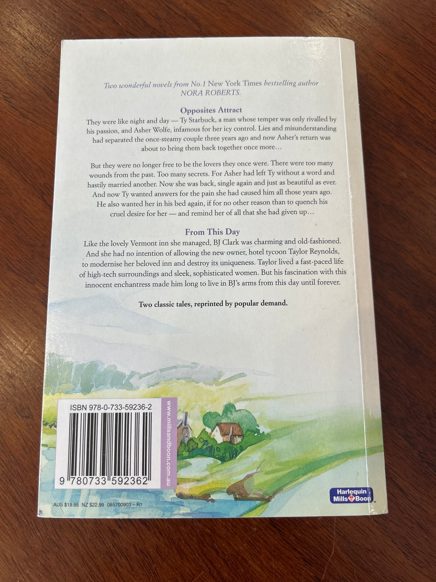 Love and War. Nora Roberts. 2009.