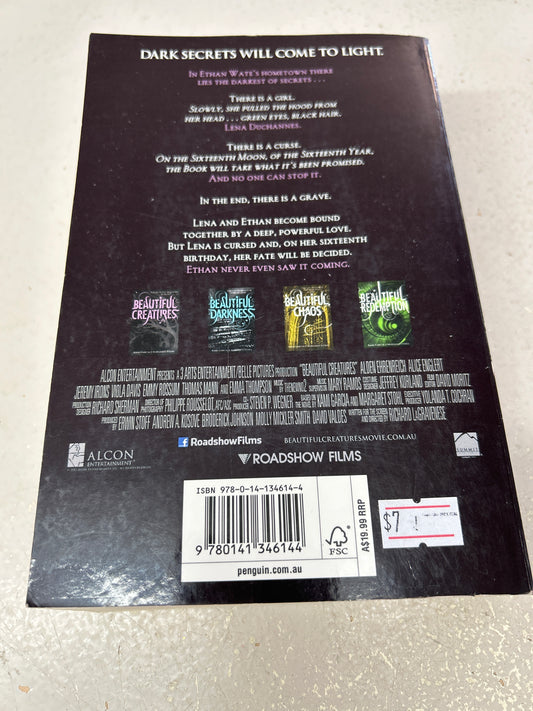 Beautiful creatures. Kami Garcia & Margaret Stohl. 2013.