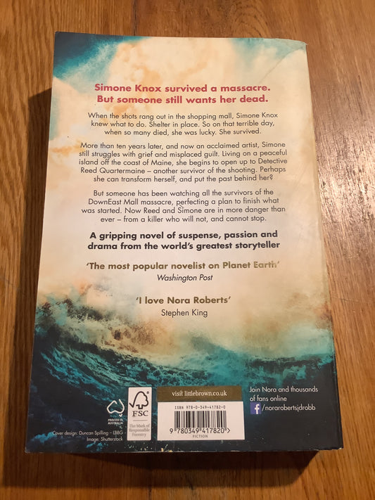 Shelter in place. Nora Roberts. 2018.