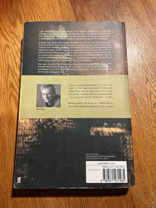 Theft: a love story. Peter Carey. 2006.