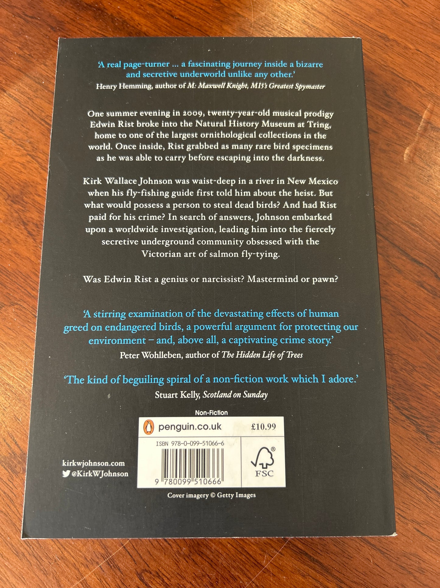 Feather thief: the natural history heist of the century. Kirk Wallace Johnson. 2018.