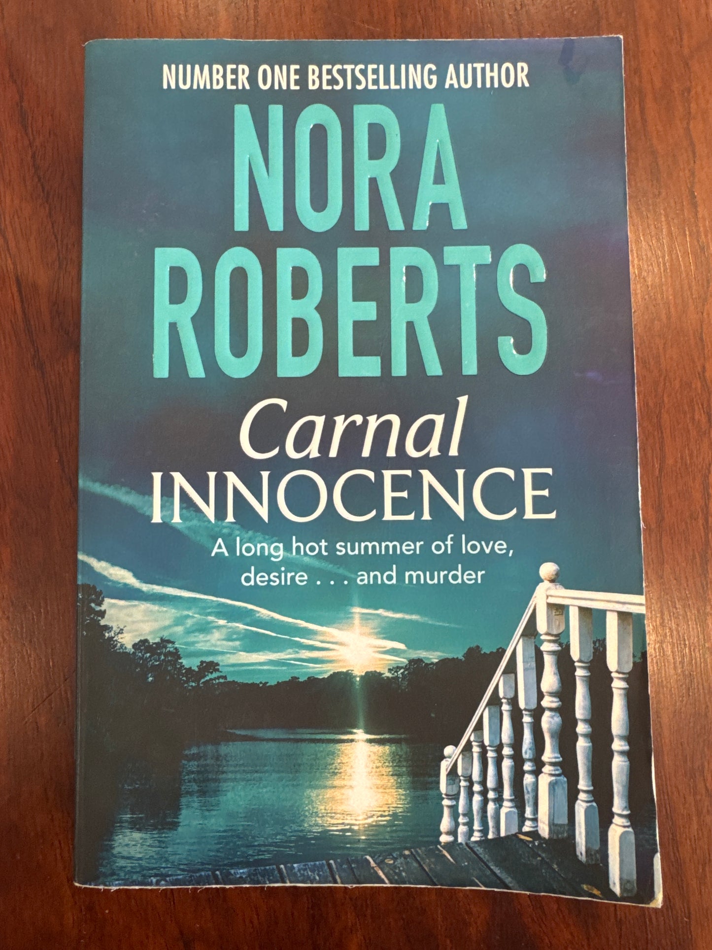 Carnal Innocence. Nora Roberts. 2016.