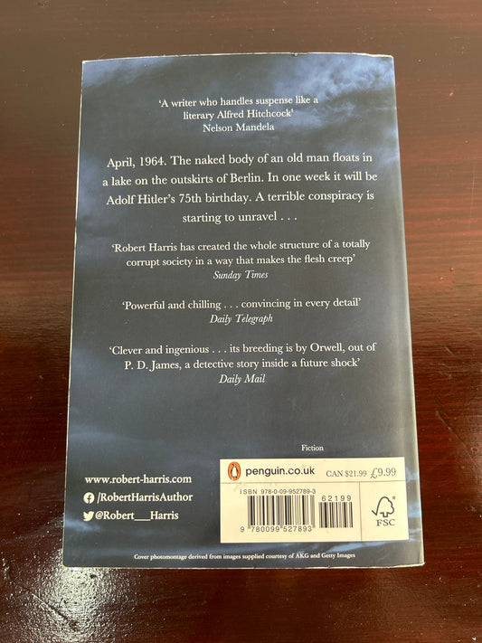 Fatherland. Robert Harris. 2022.