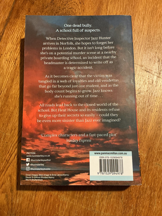 Murder at Fleat House. Lucinda Riley. 2023.