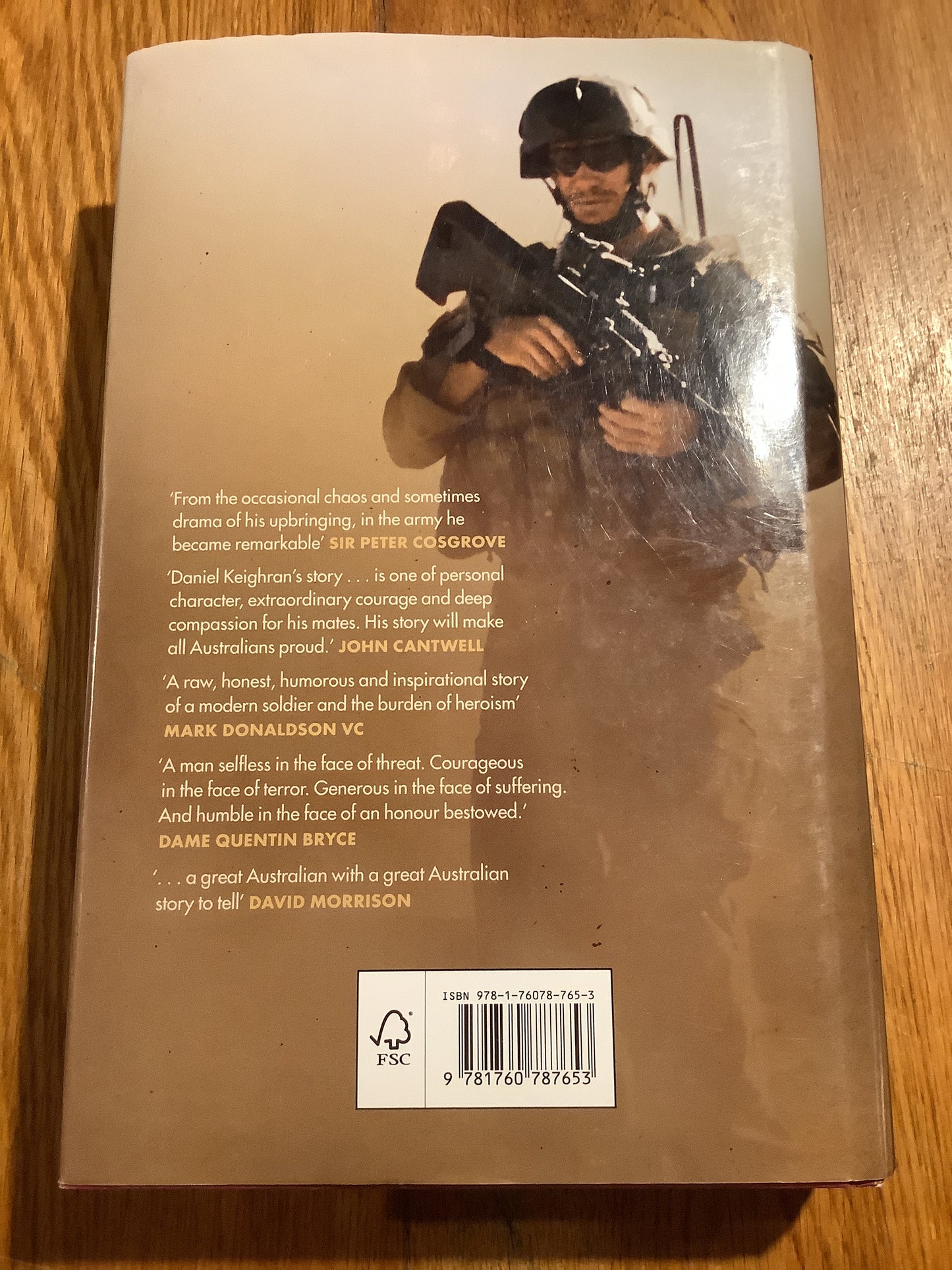 Courage under fire. Daniel Keighran & Tony Park. 2020.
