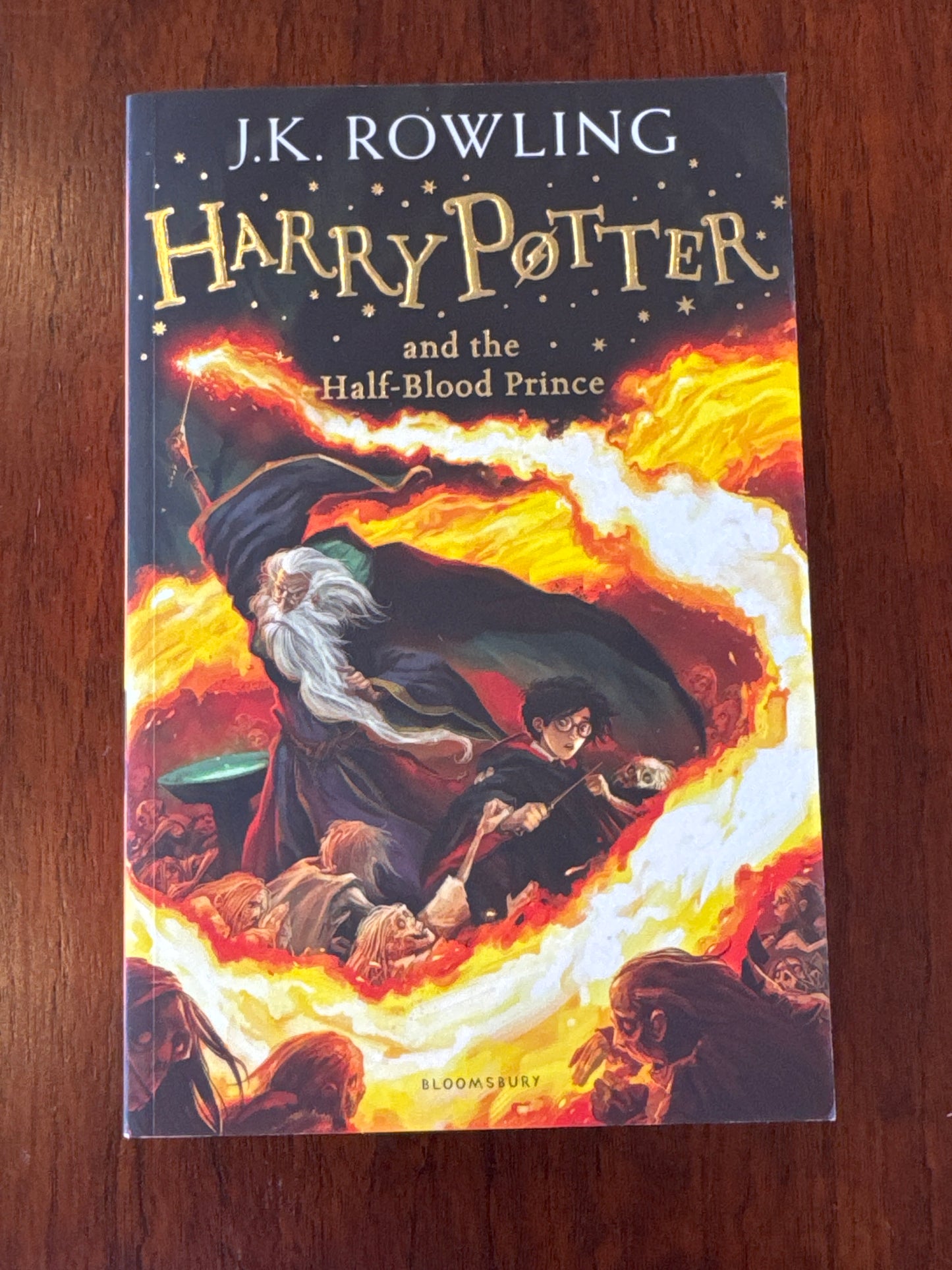 Harry Potter and the half-blood prince. J. K. Rowling. 2014.
