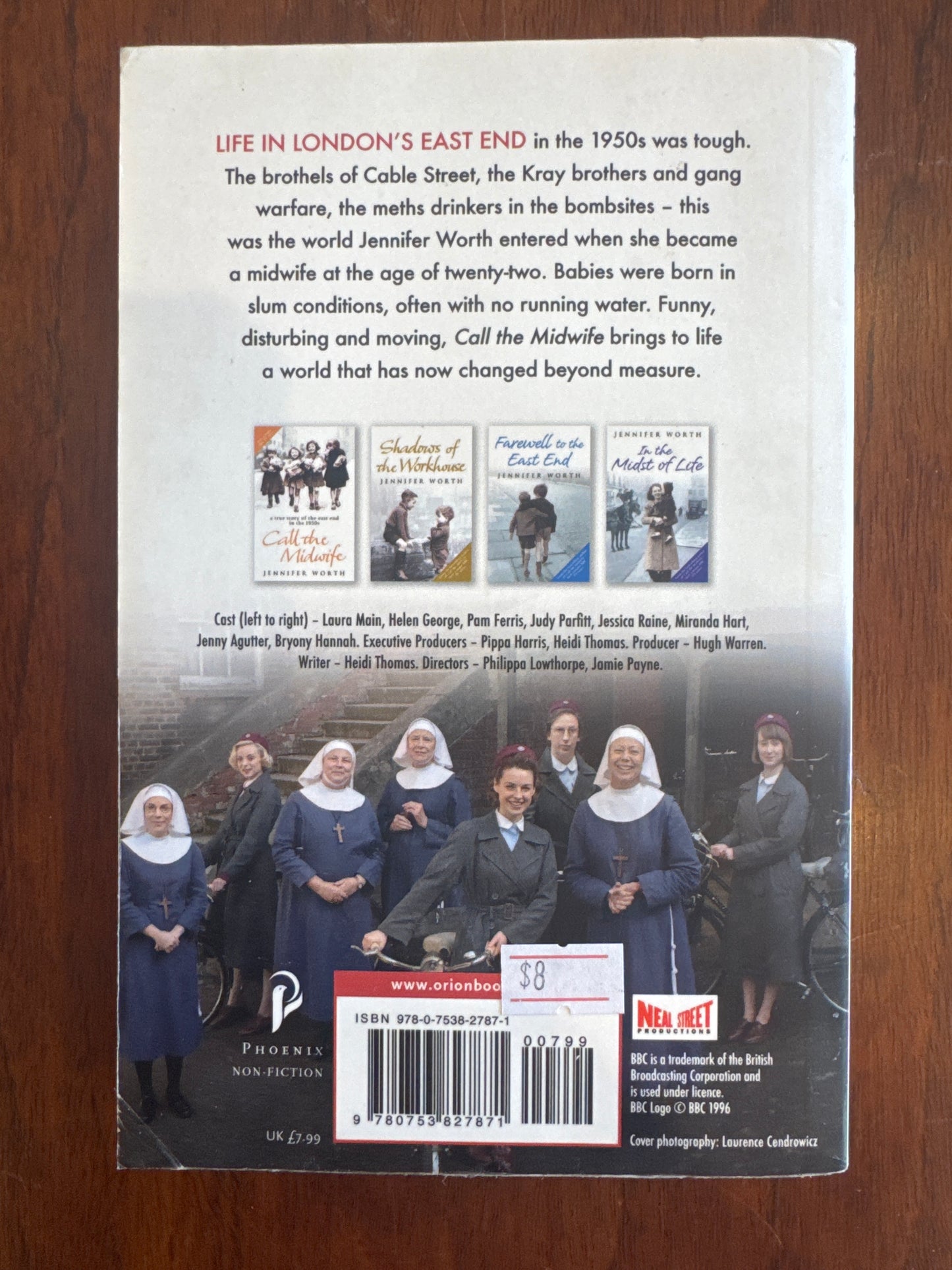 Call the midwife: a true story of the East End in the 1950s. Jennifer Worth. 2012.