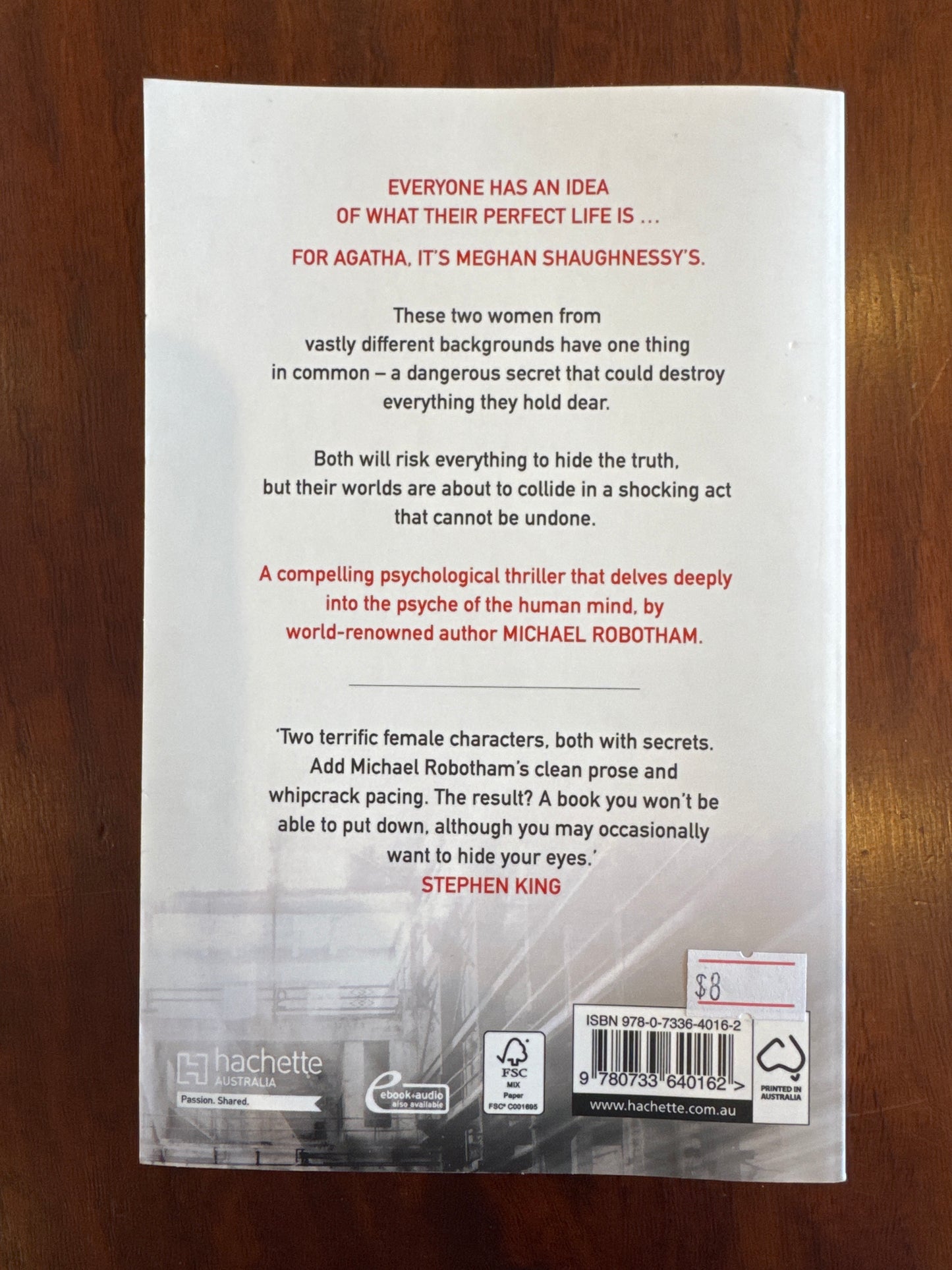 Secrets she keeps. Michael Robotham. 2018.