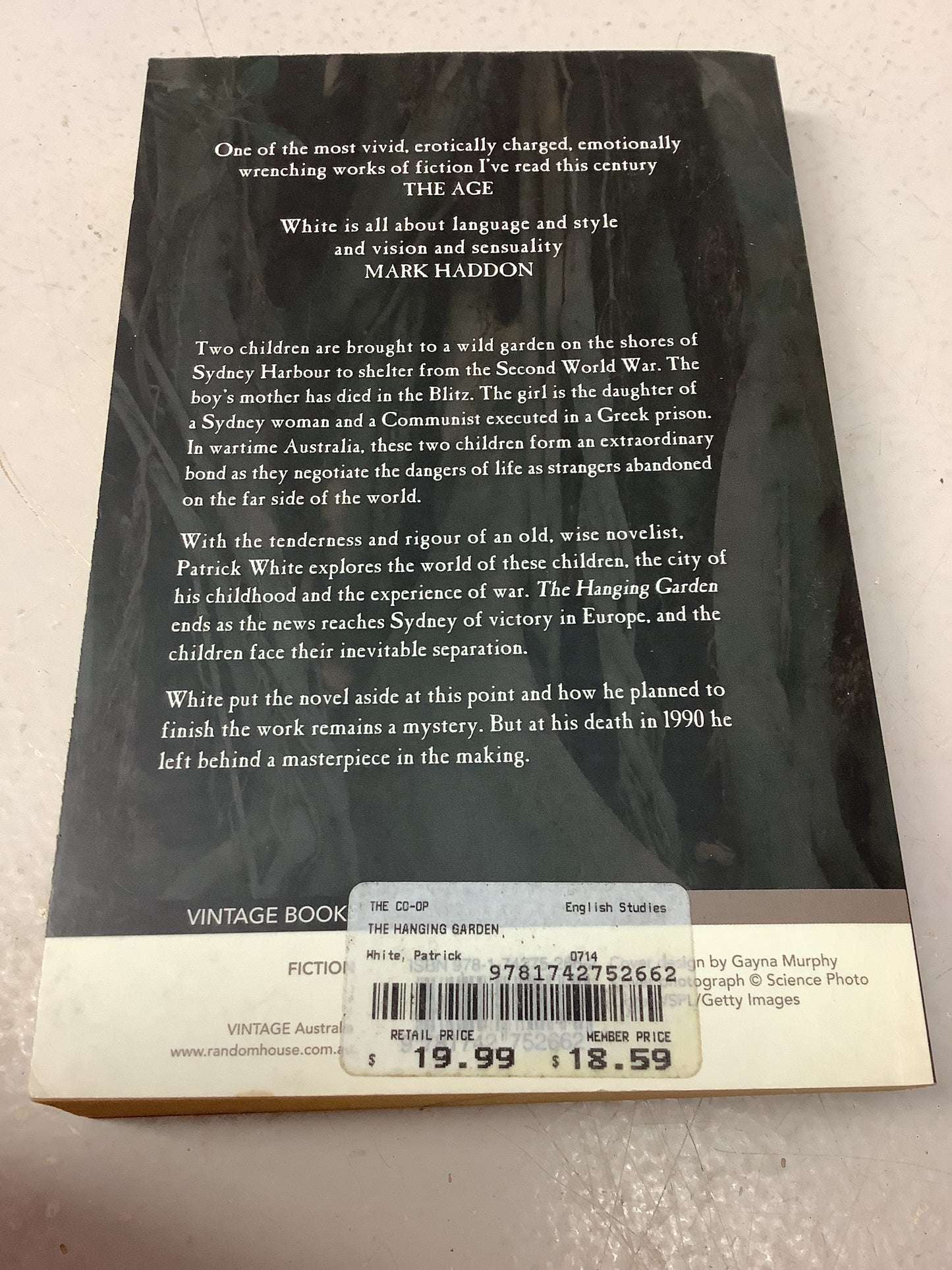 Hanging garden. Patrick White. 2013.