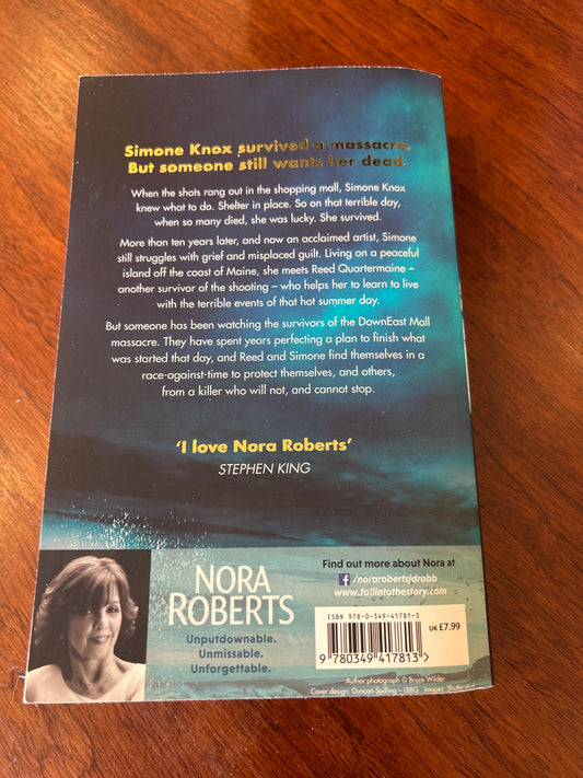 Shelter in place. Nora Roberts. 2019.