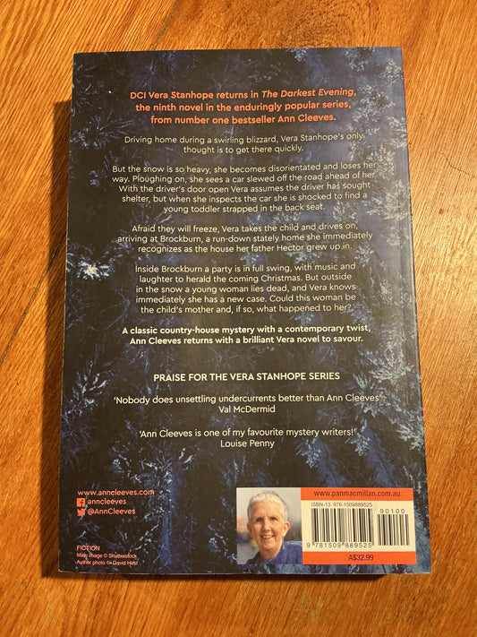 Darkest evening. Ann Cleeves. 2020.