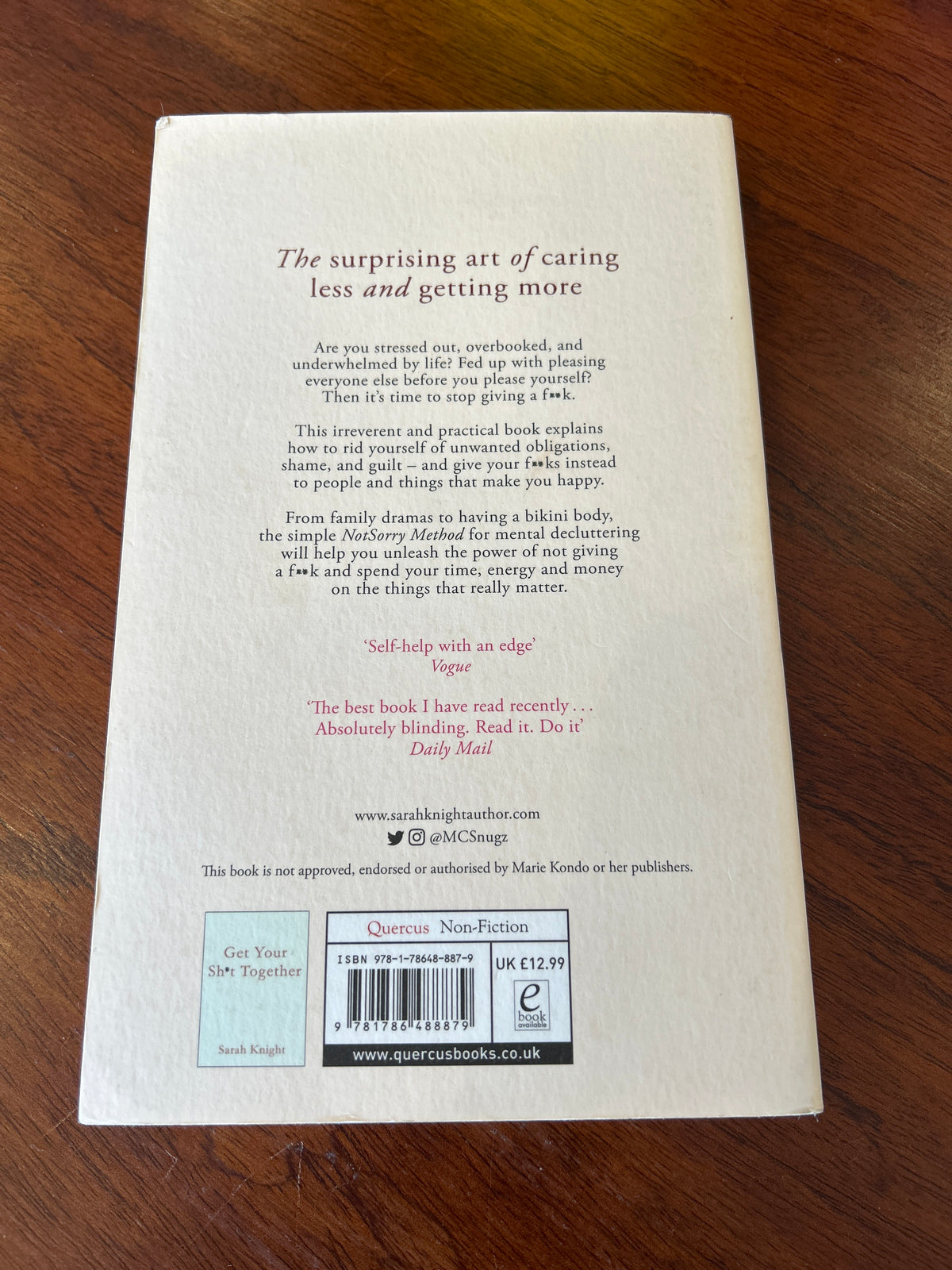 Life-changing magic of not giving a f**k. Sarah Knight. 2015.