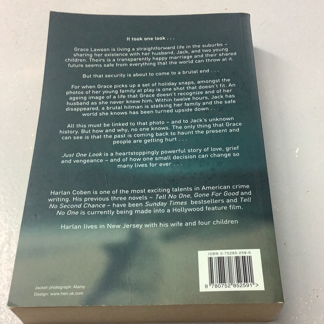 Just one look. Harlan Coben. 2014.