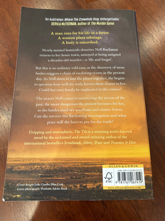 Tilt. Chris Hammer. 2022.