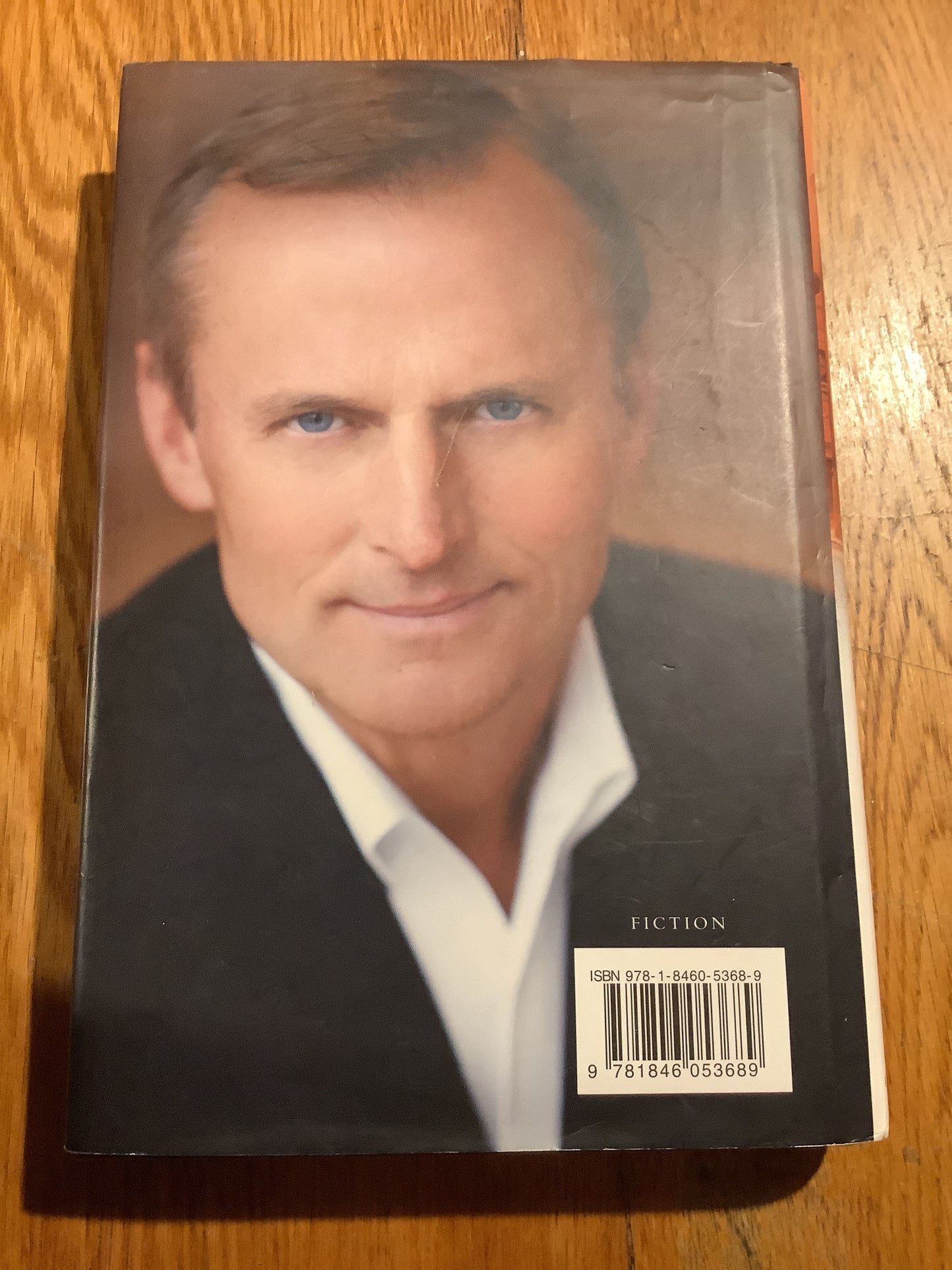 Playing for pizza. John Grisham. 2007.