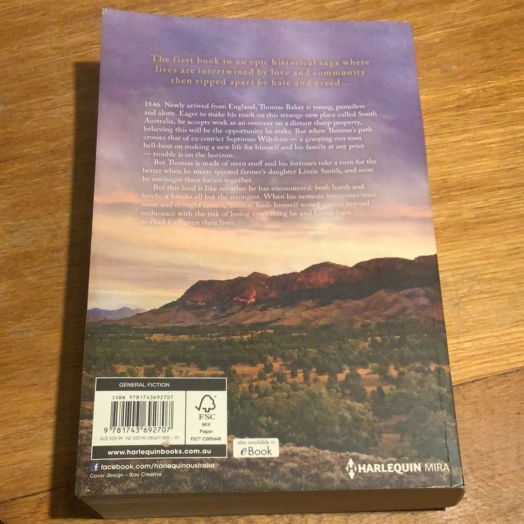 Heart of the country. Tricia Stringer. 2015.