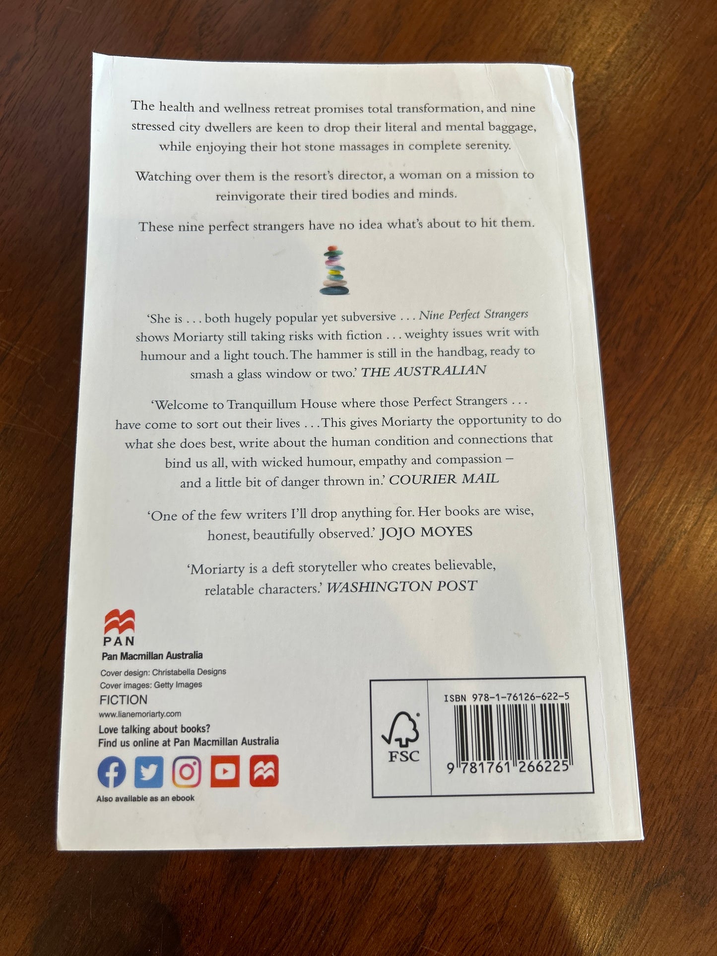 Nine perfect strangers. Liane Moriarty. 2023.