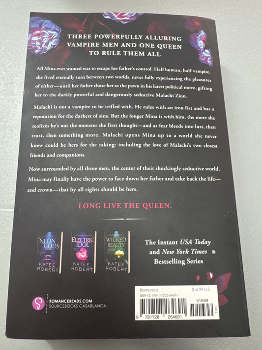 Court of the Vampire Queen. Katee Robert. 2022.