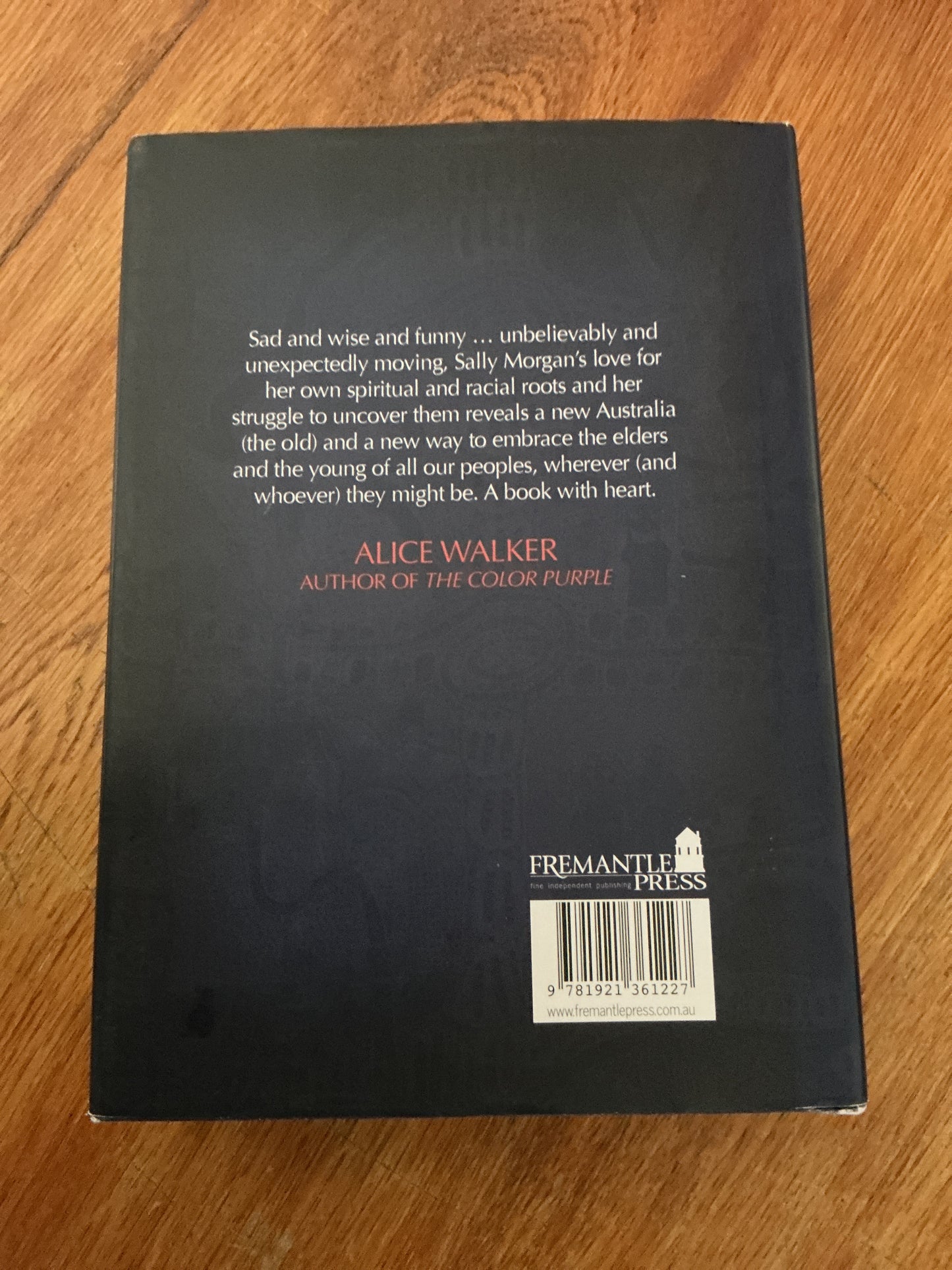 My place. Sally Morgan. 2007.