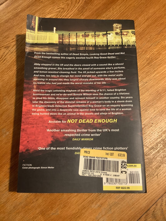 Dead man’s footsteps. Peter James. 2022.