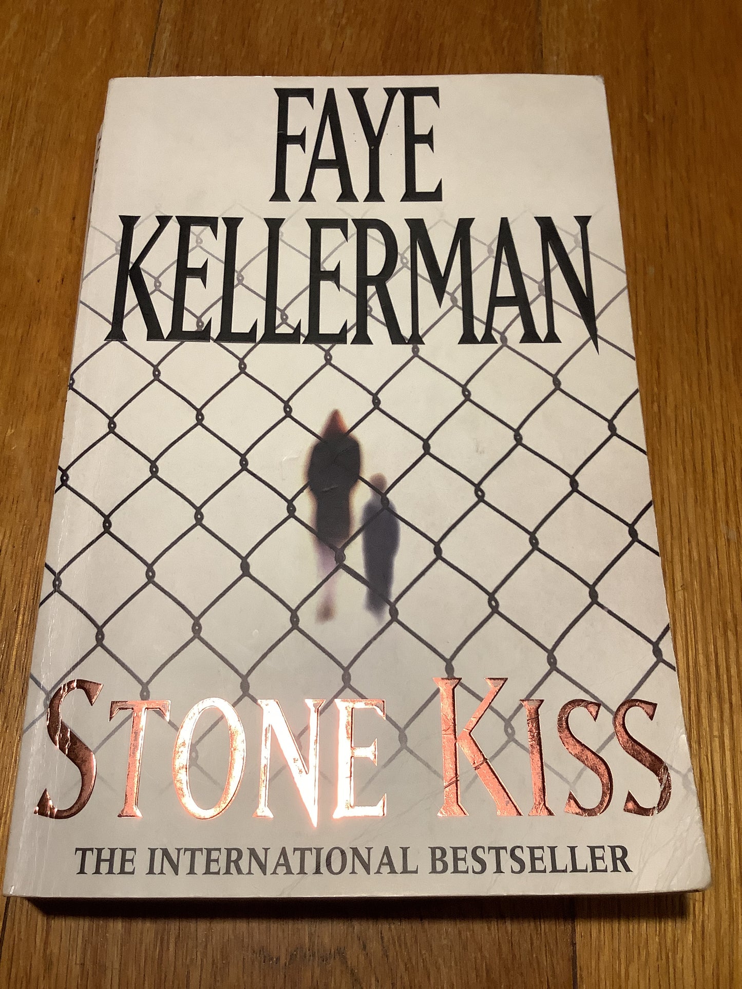 Stone kiss. Faye Kellerman. 2002.
