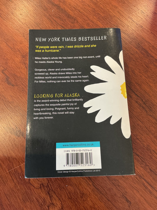 Looking for Alaska. John Green. 2013.