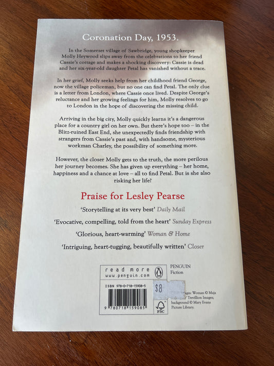 Without a trace. Lesley Pearse. 2015.