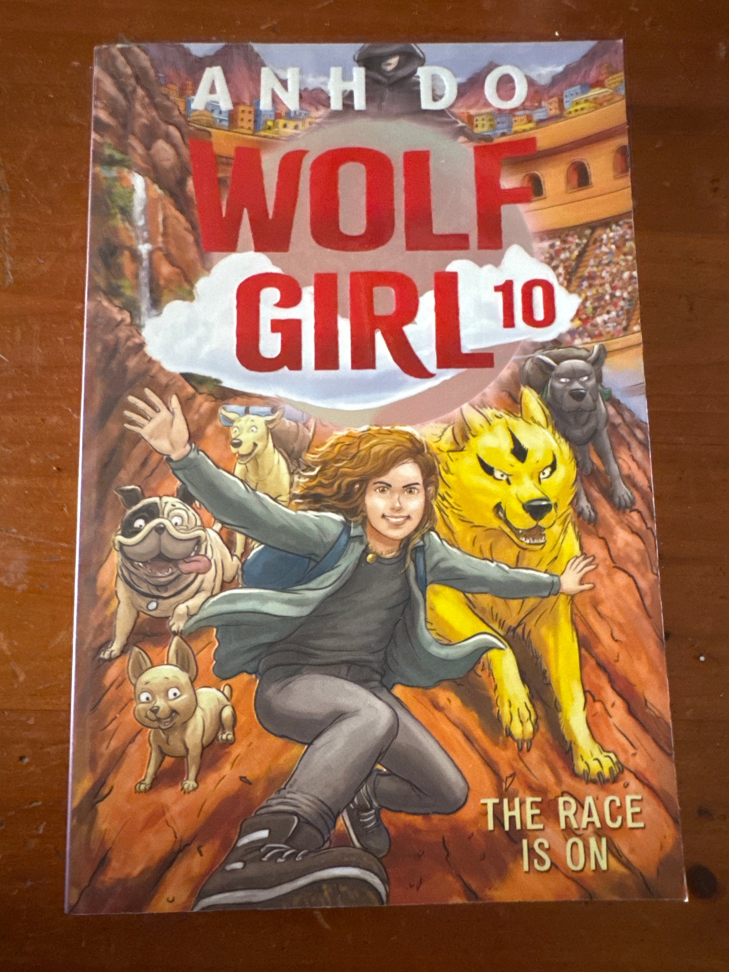 Wolf Girl 10: the race is on. Anh Do. 2023.