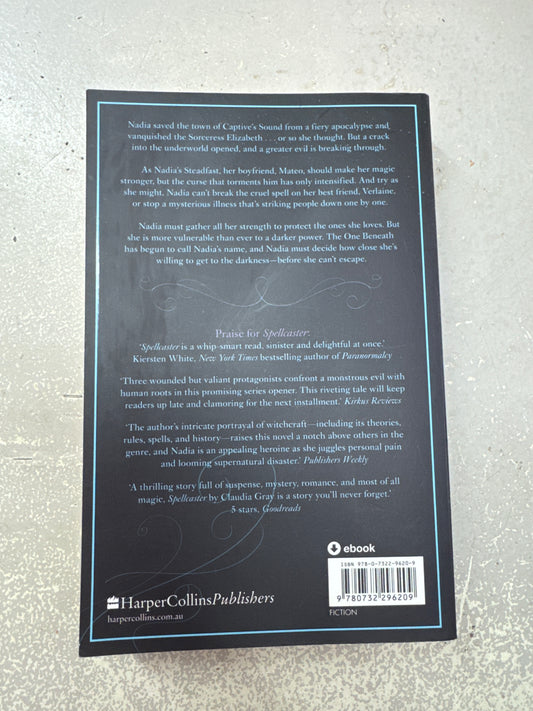 Steadfast. Claudia Gray. 2014.