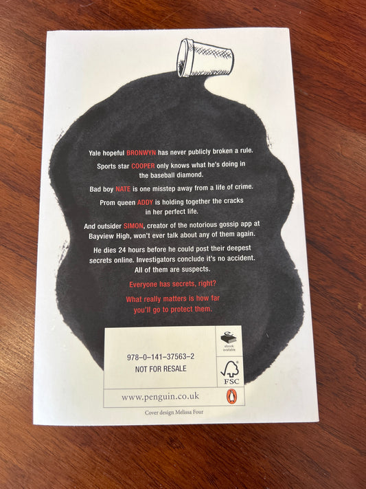 One of us is lying. Karen McManus. 2017.