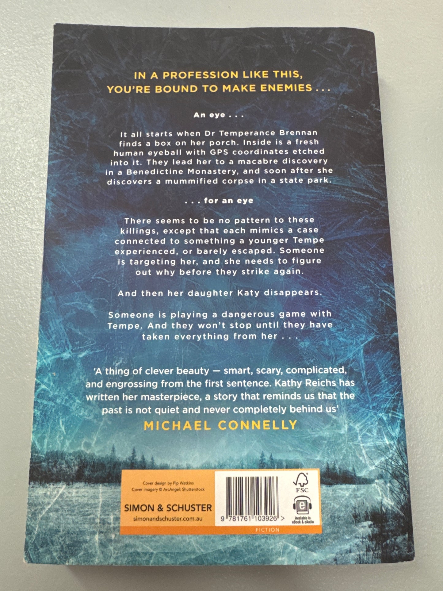 Cold, cold bones. Kathy Reichs. 2022.