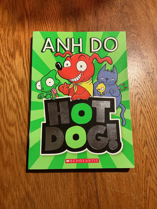 Hot dog. Anh Do. 2016.