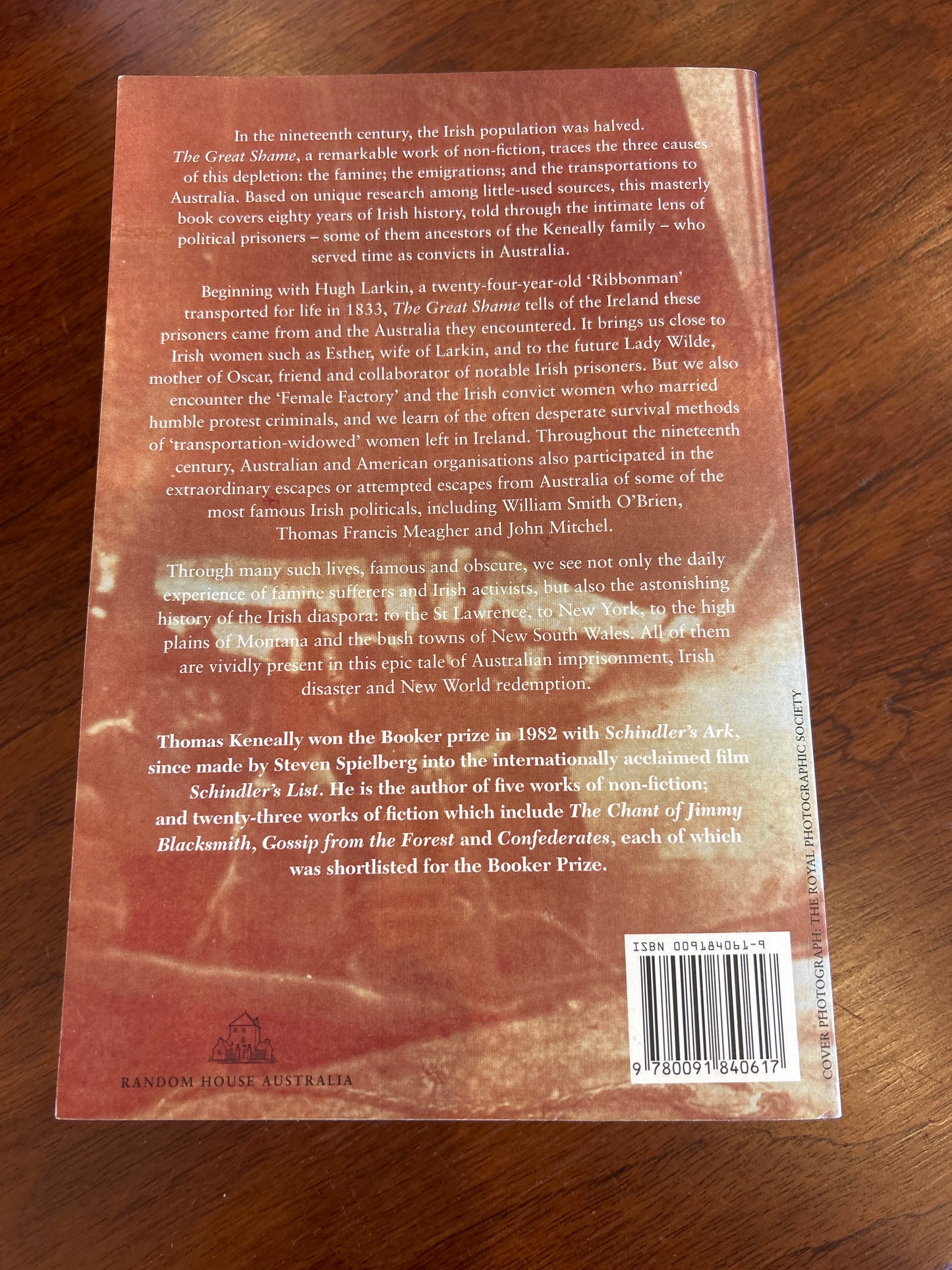 Great shame: a story of the Irish in the old world and the new. Thomas Keneally. 1999.