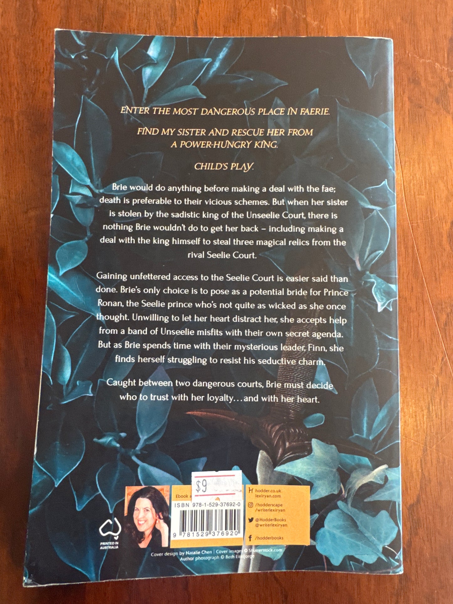 These hollow vows. Lexi Ryan.