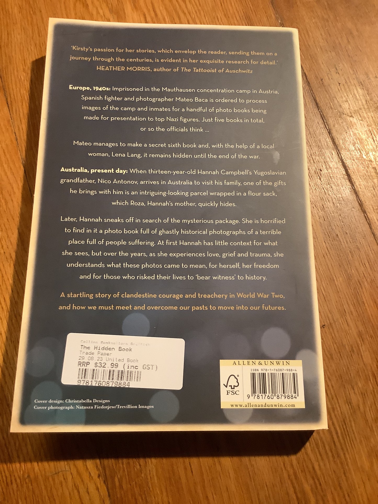 Hidden book. Kirsty Manning. 2023.