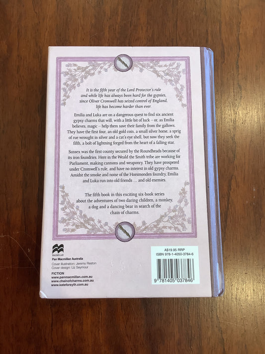 Lightning bolt. Kate Forsyth. 2007.