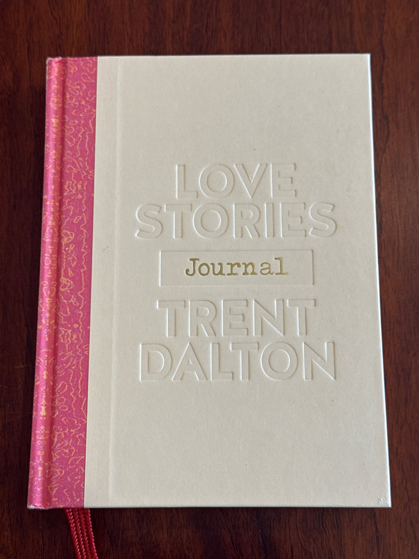 Love Stories Journal. Harper by Design. 2022.