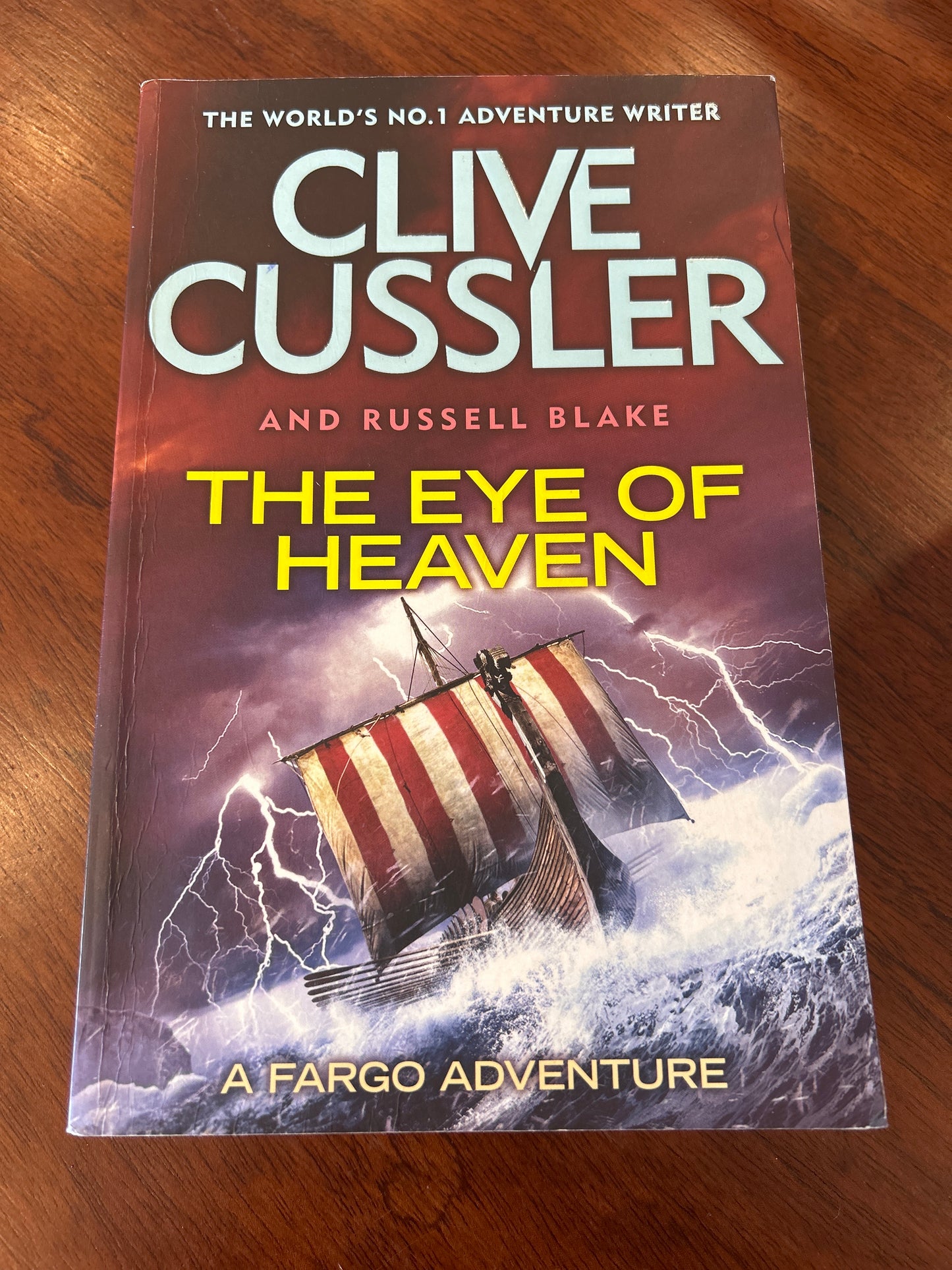 Eye of heaven. Clive Cussler and Russell Blake. 2014.