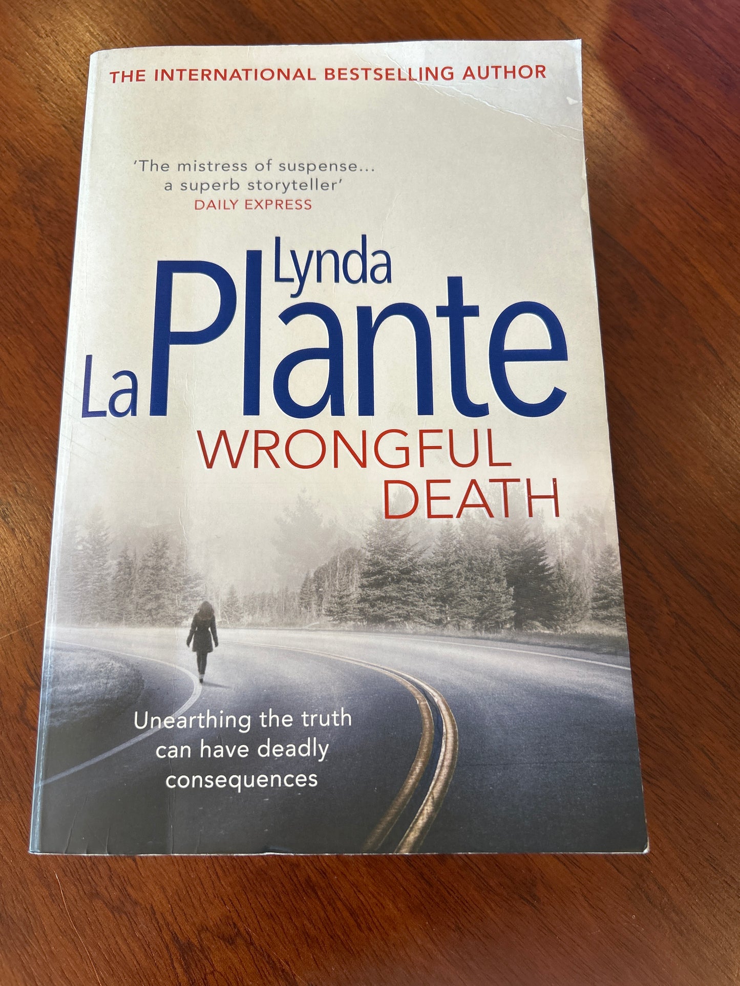 Wrongful death. Lynda La Plante. 2013.
