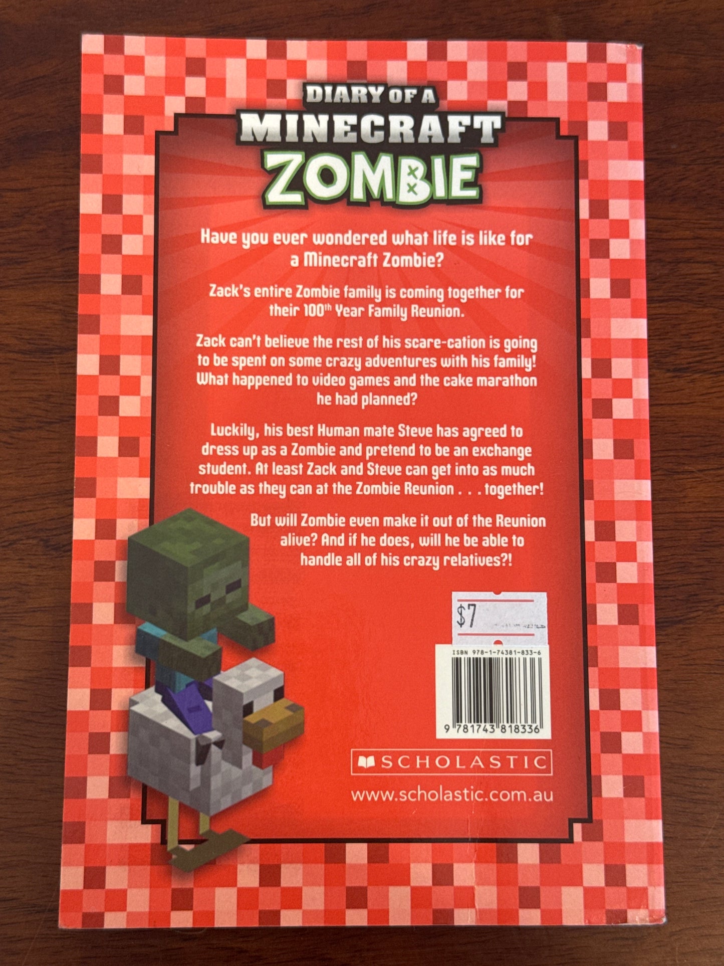 Diary of a Minecraft Zombie 7: Zombie Family Reunion. 2017.